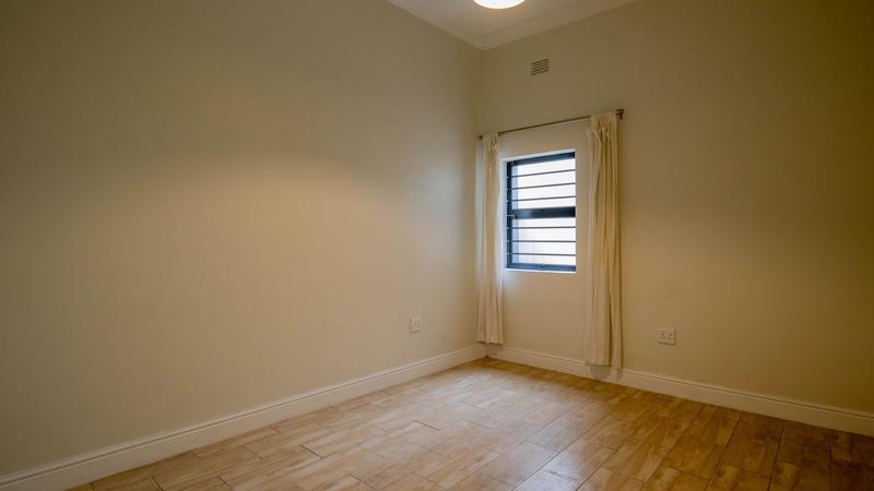 2 Bedroom Property for Sale in Woodstock Western Cape